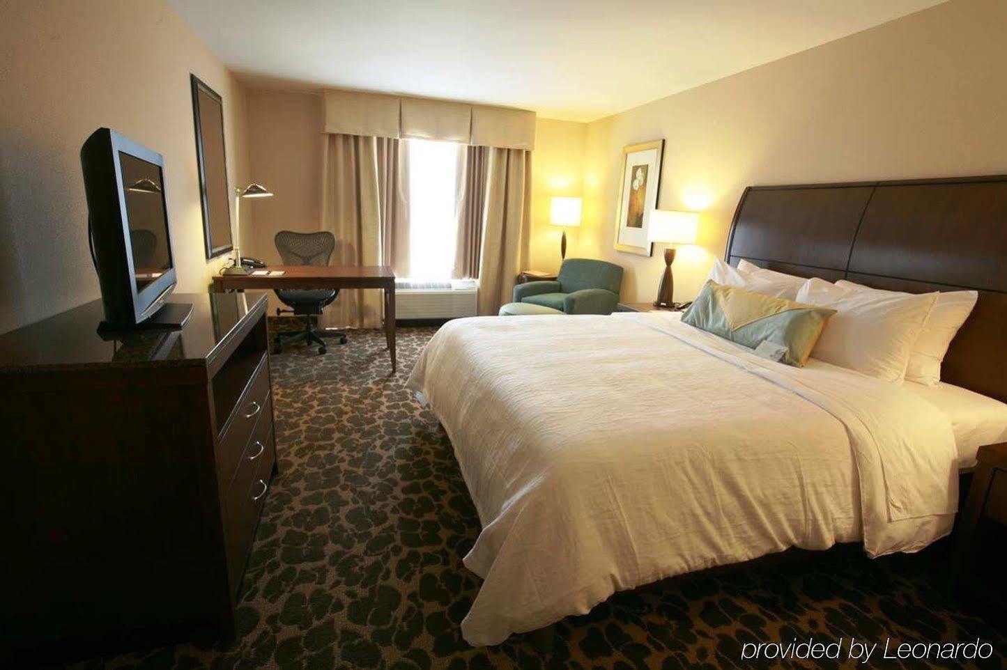 Hilton Garden Inn Charlotte/Concord Extérieur photo